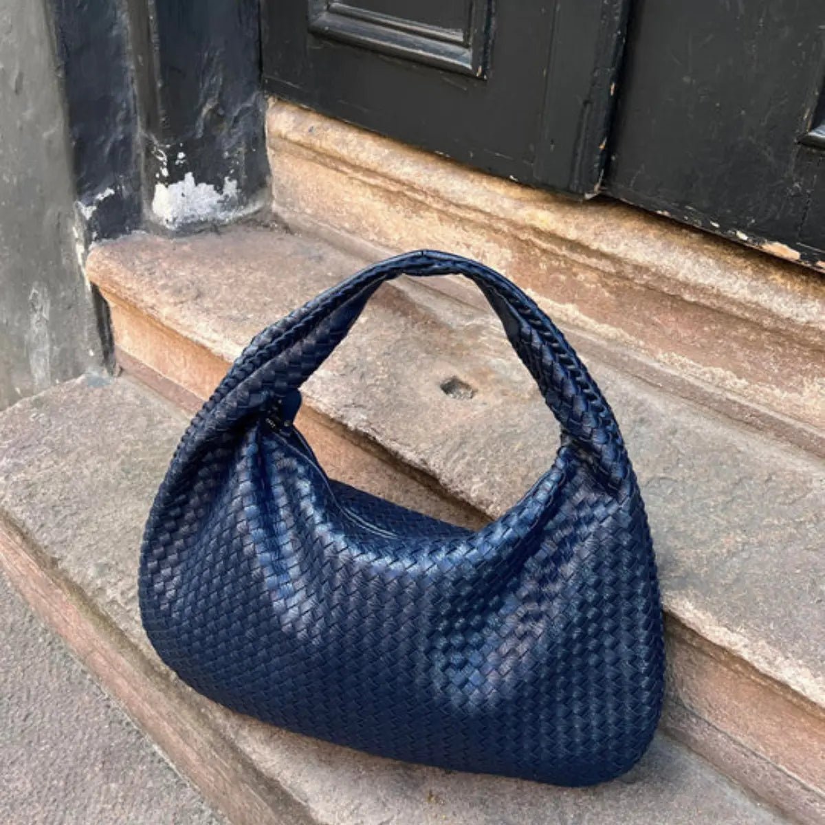 Aesthetic Designer Handbag - ModaFamilies Aesthetic Designer Handbag - ModaFamilies | Product Image or Size Chart