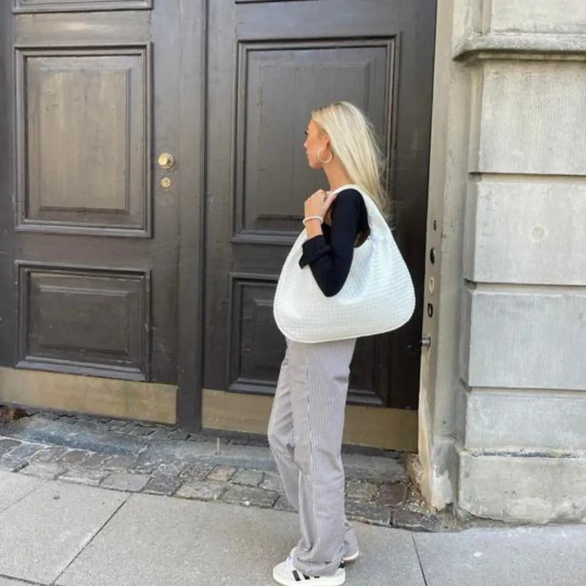 Aesthetic Designer Handbag - ModaFamilies Aesthetic Designer Handbag - ModaFamilies | Product Image or Size Chart
