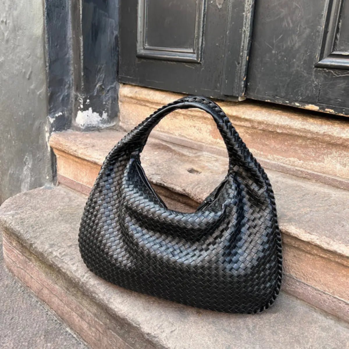 Aesthetic Designer Handbag - ModaFamilies Aesthetic Designer Handbag - ModaFamilies | Product Image or Size Chart