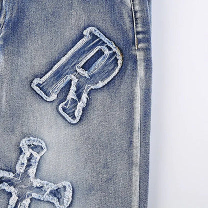 Alphabet Detail Straight Jeans - ModaFamilies 