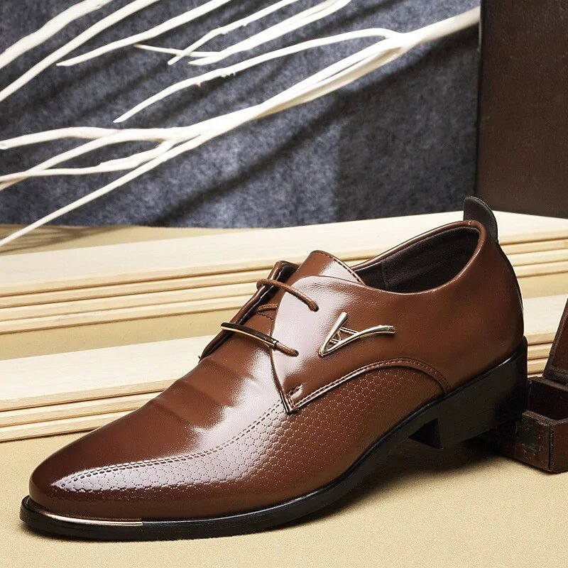 "Men's Refined Leather Loafers – Sleek Black Dress Shoes for Office or Formal Wear"